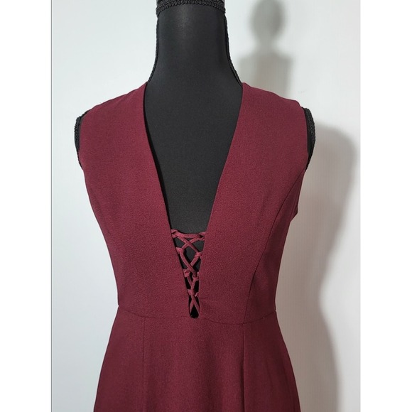 Wayf Elegant Burgundy Long Dress Size XS - Picture 3 of 9